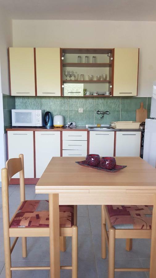 Apartmani Lazarevic 루시티차 외부 사진